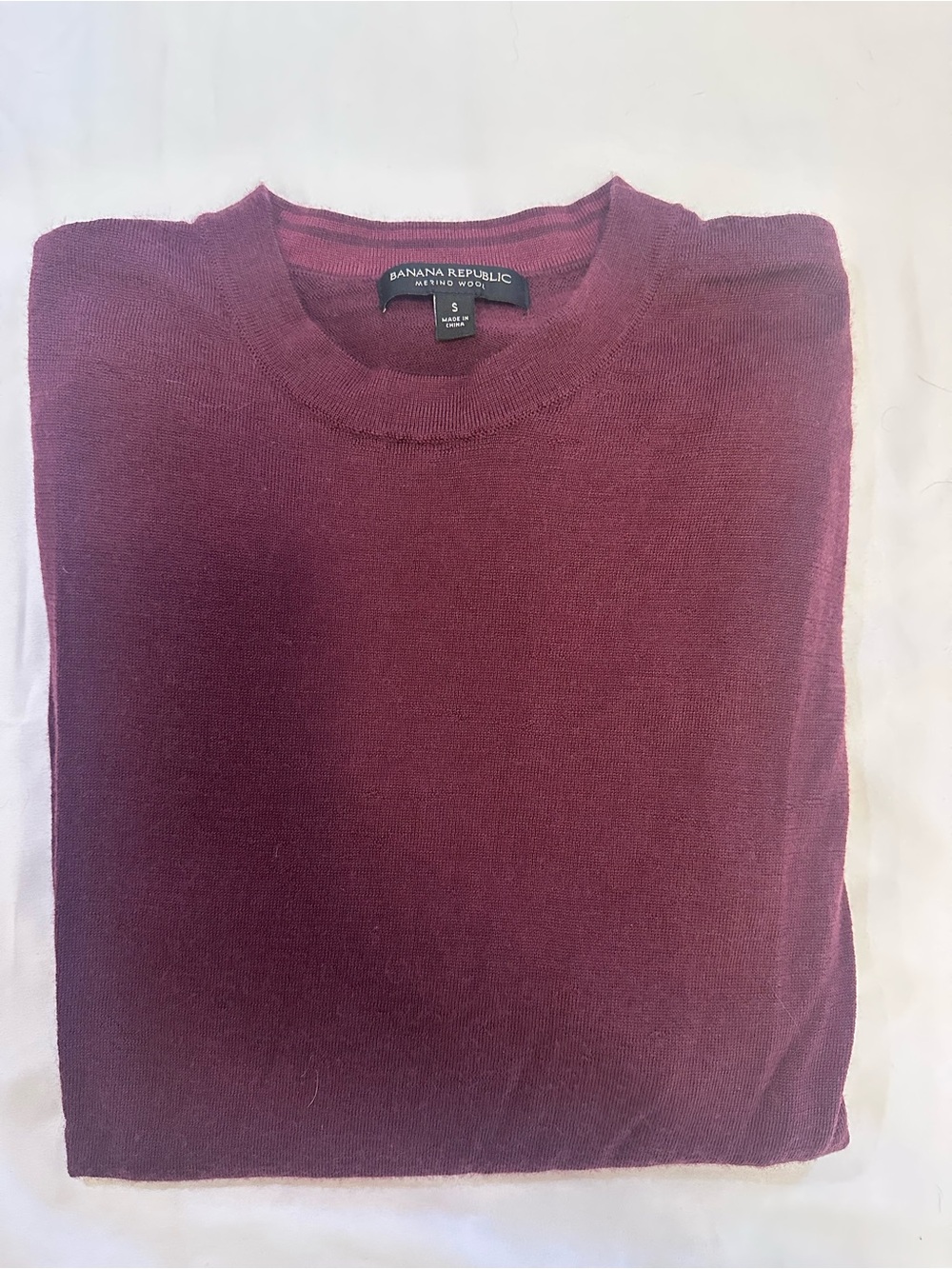 Banana Republic Men's Crewneck Sweater - Wine
